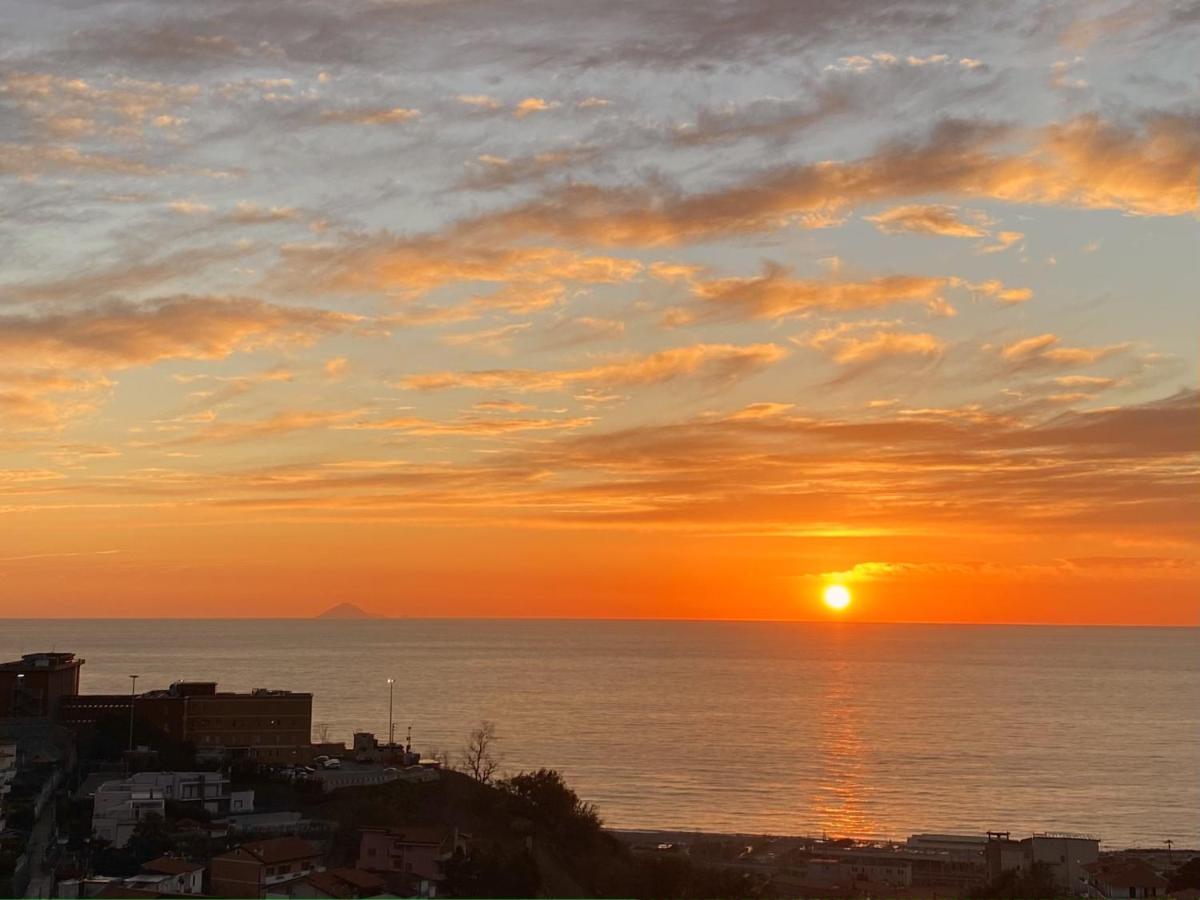 Vista Stromboli Aparthotel Paola Kültér fotó